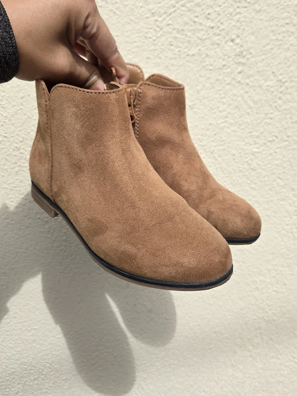 Cat & Jack Toddler Girls' Suede Ankle Booties in Tan